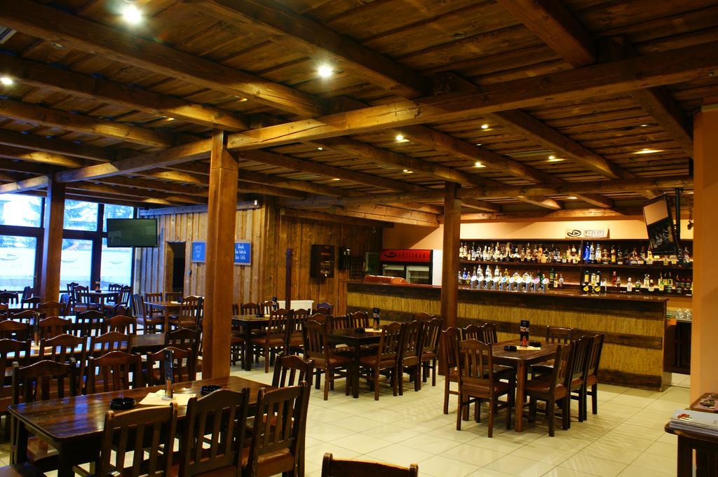 Grillbar Penzion & Restaurant Spisska Nova Ves Luaran gambar