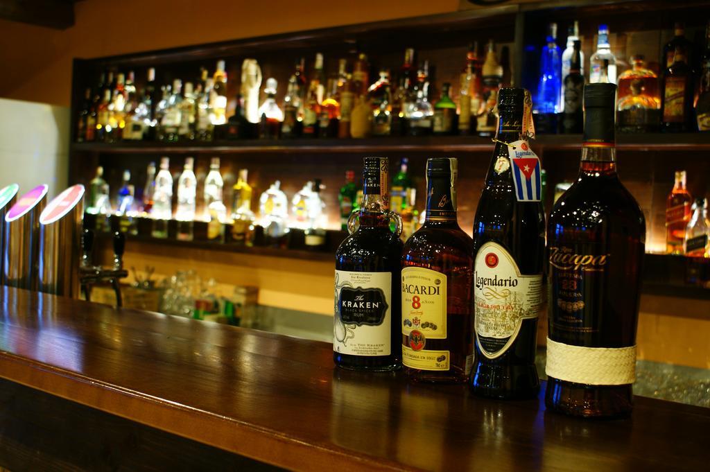 Grillbar Penzion & Restaurant Spisska Nova Ves Luaran gambar